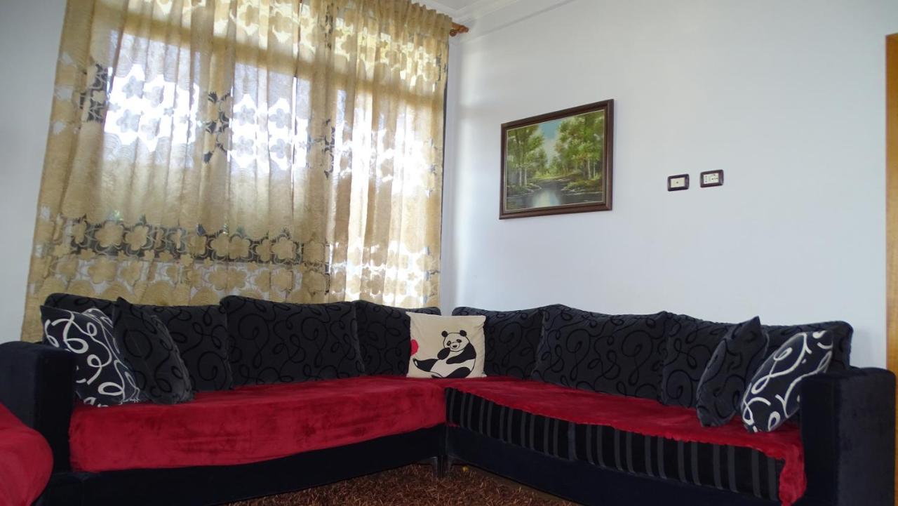 Shoshi * Tirana